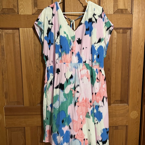 Colorful Dress - Picture 1 of 3